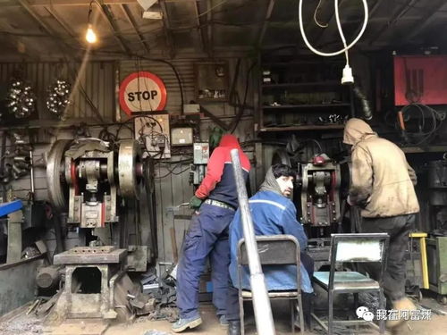 阿富汗其实有很多工厂,但是多数因为战争被摧毁或者部分摧毁